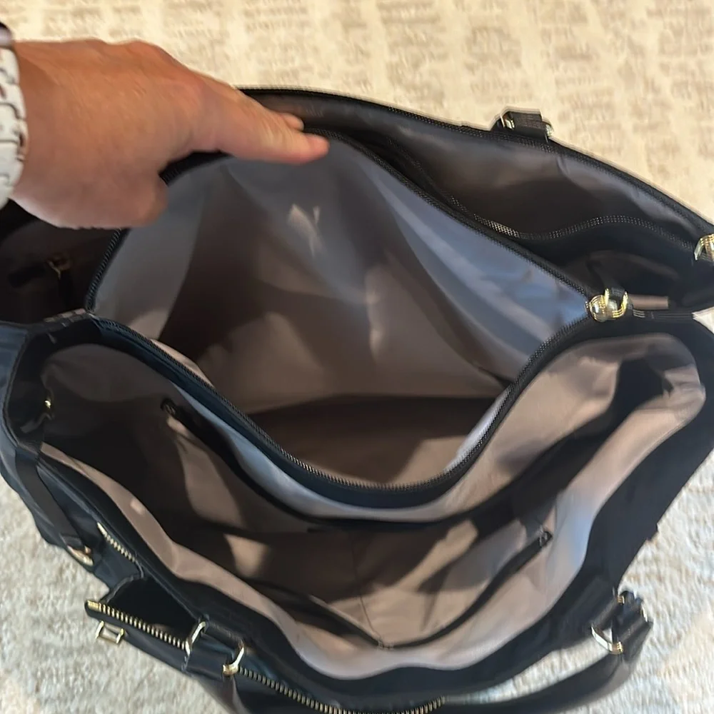 Tumi voyager sheryl
